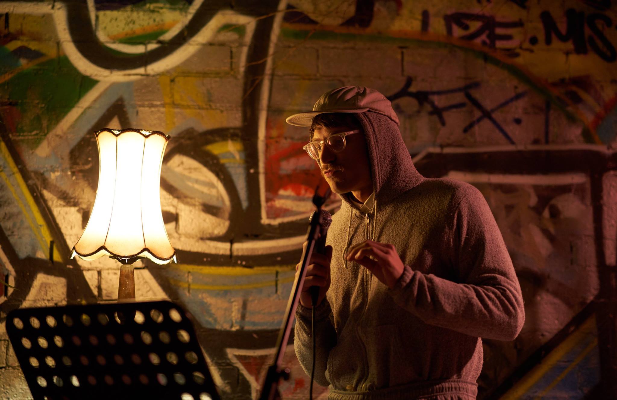 Eddie Hopely reading at Sappho's, August 9, photo by Phan Quỳnh Trâm Eddie Hopely reading at Sappho's, August 9, photo by Phan Quỳnh Trâm