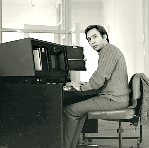Compugraphic 7700 typesetter, circa 1980, John Tranter at the keyboard Compugraphic 7700 typesetter, circa 1980, John Tranter at the keyboard