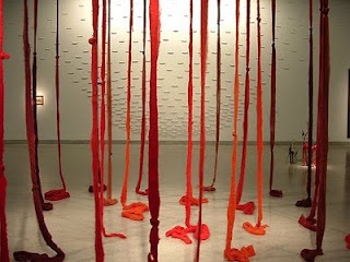 Cecilia Vicuña quipu menstrual 2006 Cecilia Vicuña quipu menstrual 2006