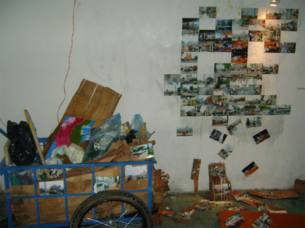 An installation view of the exhibition Debris, Ngô Lực’s painting studio, Sài Gòn, 2010. Image courtesy of Ngô Lực.